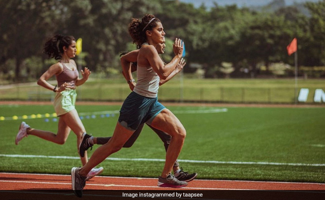 Taapsee Pannu Raises Her Fitness Bar With Every <i>Rashmi Rocket</i> Update