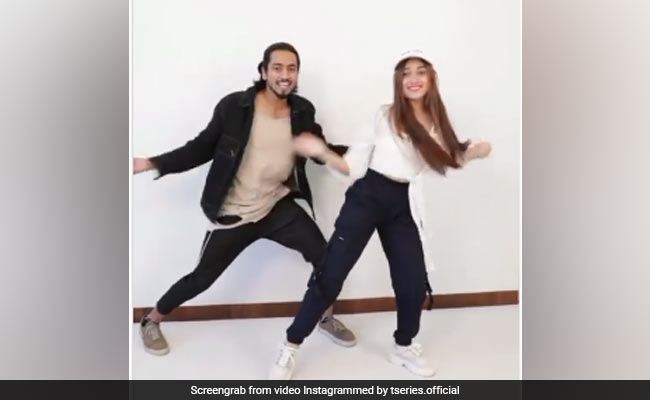 Jannat Zubair और Mr. Faisu ने 'मरदा सारा इंडिया' पर यूं किया साथ डांस, धूम मचा रहा है Video