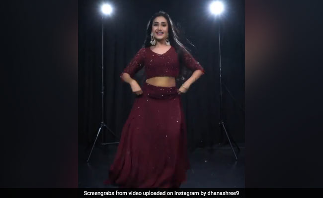 धनाश्री वर्मा ने 'क्यूटीपाई' गाने पर किया जबरदस्त डांस, Video पोस्ट कर बोलीं- पहली डेट पे कहे ओके बाय...