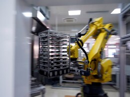 In Shanghai, Robot Chef Serves School Dinner To Lower COVID-19 Risk In Shanghai, Robot Chef Serves School Dinner To Lower COVID-19 Risk