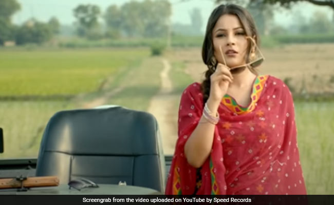 Shehnaaz Gill  के पंजाबी सॉन्ग Majhe Di Jatti का धमाल, 2 करोड़ से ज्यादा बार देखा गया Video