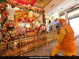 प्रधानमंत्री मोदी के गुरुद्वारा जाने में छिपे हैं कई संदेश प्रधानमंत्री मोदी के गुरुद्वारा जाने में छिपे हैं कई संदेश