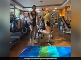 Sara Ali Khan Borrowed Some Nineties Music For Her New Workout Video Sara Ali Khan Borrowed Some Nineties Music For Her New Workout Video
