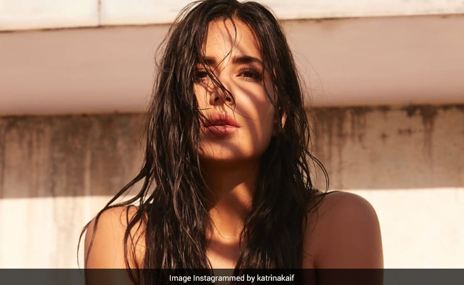 कैटरीना कैफ ने ब्लैक आउटफिट में कराया ग्लैमरस फोटोशूट, देखें एक्ट्रेस की Photos