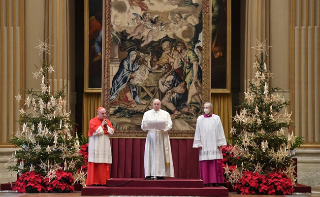Pope Francis Urges Covid "Vaccines For All" In Christmas Message