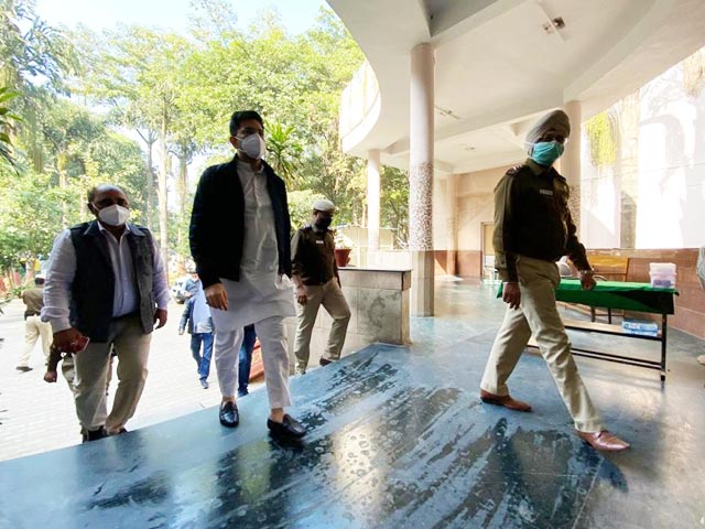 AAP's Raghav Chadha Detained, Police Say No To Protest At Amit Shah Home