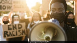 Authorities Probing Bigoted Text Messages That Spread Alarm Across US