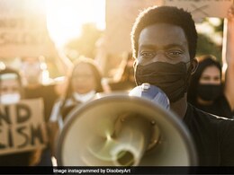 Authorities Probing Bigoted Text Messages That Spread Alarm Across US