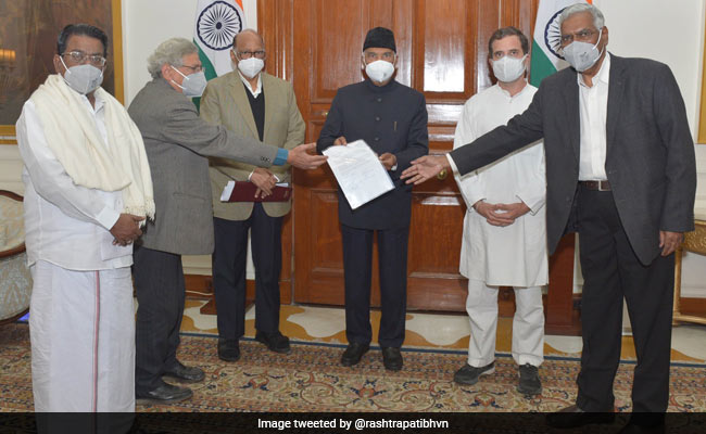 Sharad Pawar, Rahul Gandhi, Opposition Leaders Meet President, Want Farm Laws Scrapped