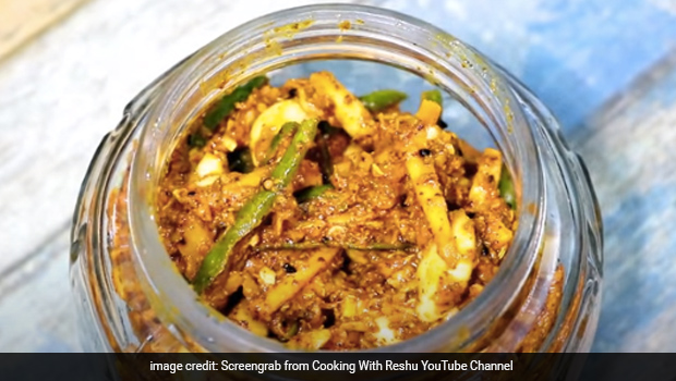 Watch: This <i>Adrak-Lehsun Achar</i> Is Ideal To Warm You Up During Winters (Recipe Video)