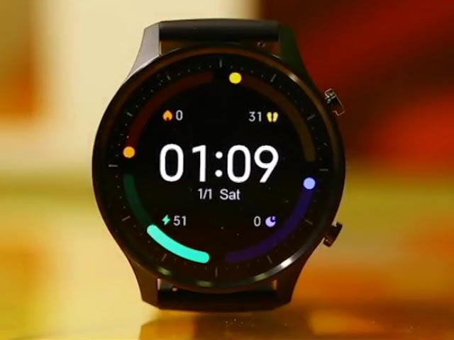 Mi Watch Revolve: This Smartwatch Demands Your Attention