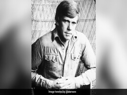 Jeremy Bulloch, The Original Boba Fett From <I>Star Wars</i>, Dies At 75 Jeremy Bulloch, The Original Boba Fett From <I>Star Wars</i>, Dies At 75