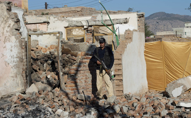 Top Pak Judge Inaugurates Rebuilt Hindu Temple Destroyed By Mob: Report
