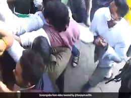 Delhi Deputy Chief Minister's Home Attacked By BJP, Cops Helped: AAP Delhi Deputy Chief Minister's Home Attacked By BJP, Cops Helped: AAP
