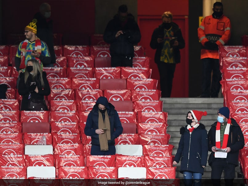 Premier League Tells Returning Fans To Avoid "Excessive Singing" Premier League Tells Returning Fans To Avoid "Excessive Singing"