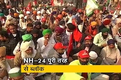 गाजीपुर बॉर्डर: किसान नेताओं को कल होने वाली बातचीत से समाधान की उम्मीद गाजीपुर बॉर्डर: किसान नेताओं को कल होने वाली बातचीत से समाधान की उम्मीद