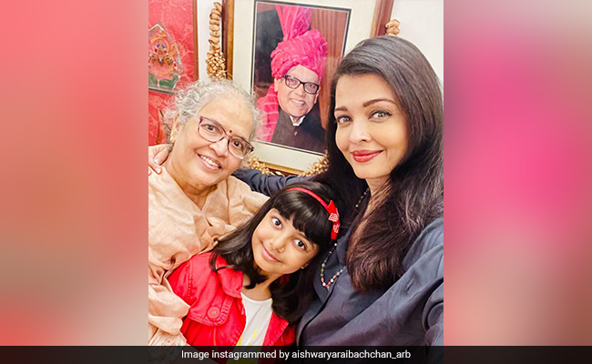 Here's What Aishwarya Rai Bachchan Wrote On Parents' Anniversary