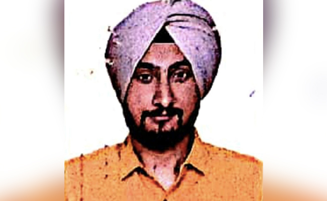 बड़ी कामयाबी : दुबई से लाया गया पंजाब का मोस्ट वांटेड और खालिस्तानी आतंकी सुख बिकरीवाल 