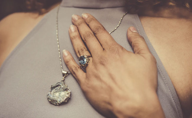 Notch Up The Sparkle With These Gorgeous Jewellery Pieces
