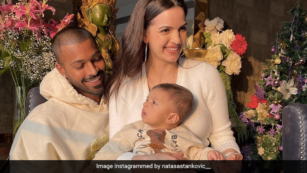 Hardik Pandya's Son Turns 5-Months Old And We Can't Take Eyes Off His 'Snowy' Cake  