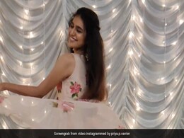 Priya Prakash Varrier ने शास्त्रीय संगीत पर झूमते हुए यूं करवाया फोटोशूट, देखें VIDEO Priya Prakash Varrier ने शास्त्रीय संगीत पर झूमते हुए यूं करवाया फोटोशूट, देखें VIDEO