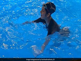 'बजरंगी भाईजान' की Munni ने शेयर की पूल Photo, बोलीं- अगर यहां कोई जादू है तो वह... 'बजरंगी भाईजान' की Munni ने शेयर की पूल Photo, बोलीं- अगर यहां कोई जादू है तो वह...