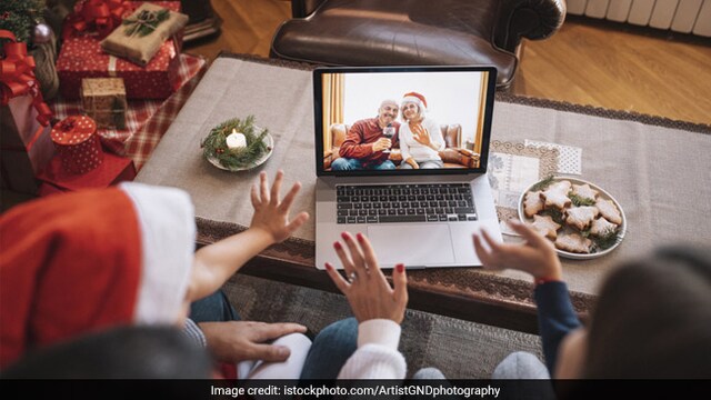 Coronavirus safety during Christmas: Practice social distancing and hand hygiene at all times