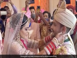 Aditya Narayan Shares Posts With Wife Shweta Agarwal After Wedding Aditya Narayan Shares Posts With Wife Shweta Agarwal After Wedding