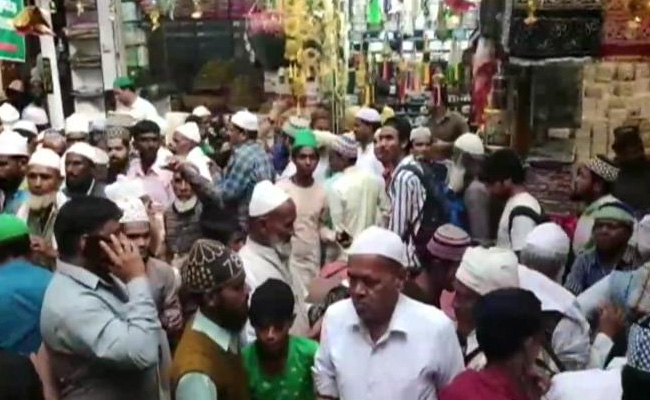 'लव जिहाद' को लेकर फतवा, 'लड़की को धोखा देने को जिहाद कहना इस्लाम का अपमान'