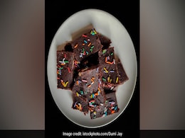 Eid Special Dessert: पूजा मखीजा ने शेयर की ईद स्पेशल चॉकलेट स्निकर रेसिपी Eid Special Dessert: पूजा मखीजा ने शेयर की ईद स्पेशल चॉकलेट स्निकर रेसिपी