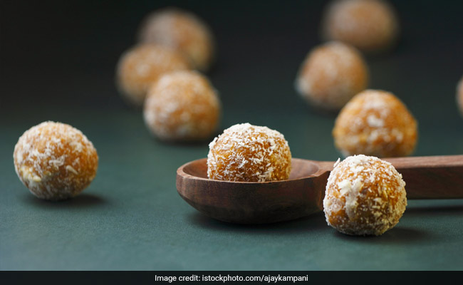These protein balls can be included in your daily diet for weight loss