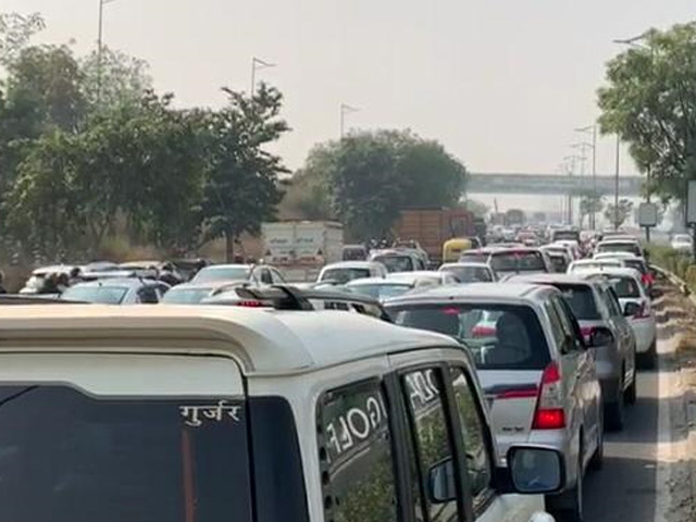 Key Delhi-Noida Route Shut As Uttar Pradesh Farmers Protest At Border