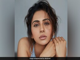Rakul Preet Singh Tests Positive For COVID-19, Has Quarantined Herself Rakul Preet Singh Tests Positive For COVID-19, Has Quarantined Herself