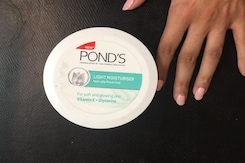Skincare Review - Pond's Light Moisturiser Skincare Review - Pond's Light Moisturiser