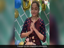 अंकिता लोखंडे ने कुछ इस तरह सेलिब्रेट किया अपना 36वां बर्थडे, Video में केक काटती आईं नजर अंकिता लोखंडे ने कुछ इस तरह सेलिब्रेट किया अपना 36वां बर्थडे, Video में केक काटती आईं नजर