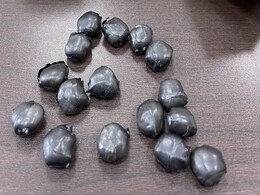 Bollywood Makeup Artist Arrested In Mumbai With Cocaine Bollywood Makeup Artist Arrested In Mumbai With Cocaine