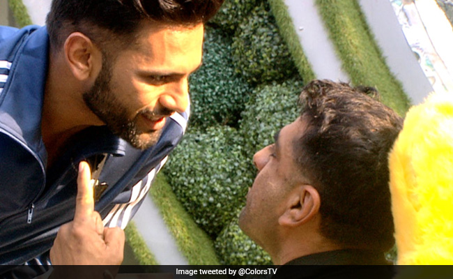 <I>Bigg Boss 14</I> Written Update December 17, 2020: Rahul Vaidya And Eijaz Khan Get Into A War Of Words