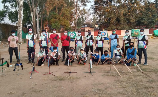 छत्तीसगढ़ : नक्सल प्रभावित गांव में तीरंदाजी में प्रशिक्षित किये गए छात्रों का शानदार प्रदर्शन