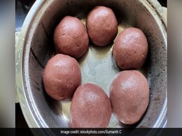 Ragi Mudde: This 2-Ingredient Local Recipe Of Karnataka Could Help Manage Diabetes Ragi Mudde: This 2-Ingredient Local Recipe Of Karnataka Could Help Manage Diabetes