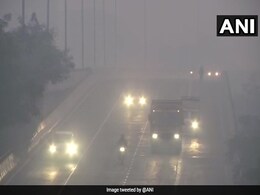 Weather Updates: कोहरे की मोटी चादर में लिपटा दिल्ली-NCR, ठंड से राहत के नहीं आसार, इन राज्यों में बारिश का अनुमान Weather Updates: कोहरे की मोटी चादर में लिपटा दिल्ली-NCR, ठंड से राहत के नहीं आसार, इन राज्यों में बारिश का अनुमान