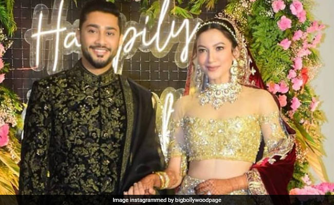 Viral: Pics And Videos From Gauahar Khan And Zaid Darbar's Wedding Reception