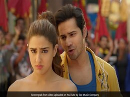 'कुली नंबर 1' का नया गाना 'मम्मी कसम' हुआ रिलीज, Video में सारा और वरुण धवन की दिखी रोमांटिक कैमेस्ट्री 'कुली नंबर 1' का नया गाना 'मम्मी कसम' हुआ रिलीज, Video में सारा और वरुण धवन की दिखी रोमांटिक कैमेस्ट्री