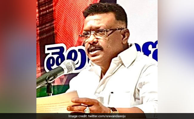 Telangana Congress Leader Sravan Dasoju Quits Party Blaming State Unit Chief