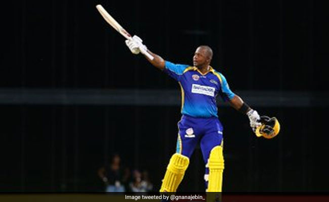 Dwayne Smith ने अपने भाई को मैदान पर सिखाया सबक, 1 ओवर में जड़े 6 छक्के और पहली गेंद पर किया OUT