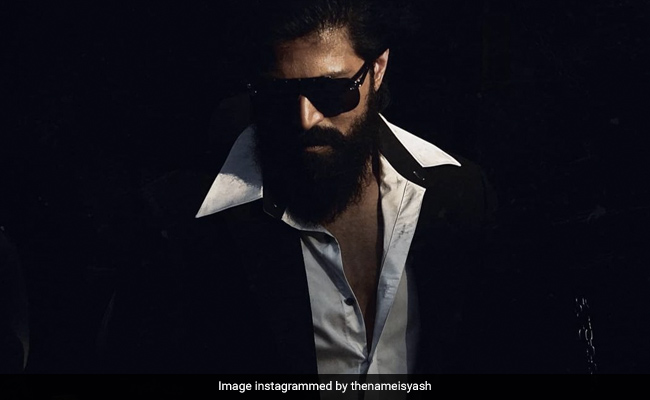 इस एक्टर ने 2 फिल्मों से ही कमा डाले थे 1500 करोड़ रुपये, अब बॉलीवुड की रामायण के रावण की रेस में हैं सबसे आगे