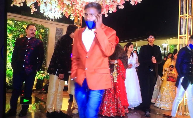 "<i>Band Baaja Baraat</i>'' Gang Attended Weddings For Theft, Used Minors: Cops