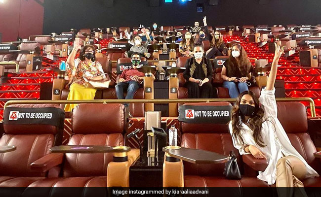 In Pic: Kiara Advani, "Back At The Cinemas," Watched Her Own Film With Family