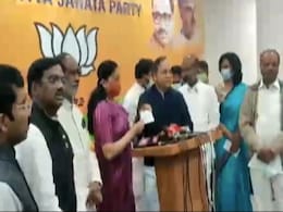 कांग्रेस को झटका, अभिनेत्री-राजनेता विजयाशांति बीजेपी में हुईं शामिल कांग्रेस को झटका, अभिनेत्री-राजनेता विजयाशांति बीजेपी में हुईं शामिल
