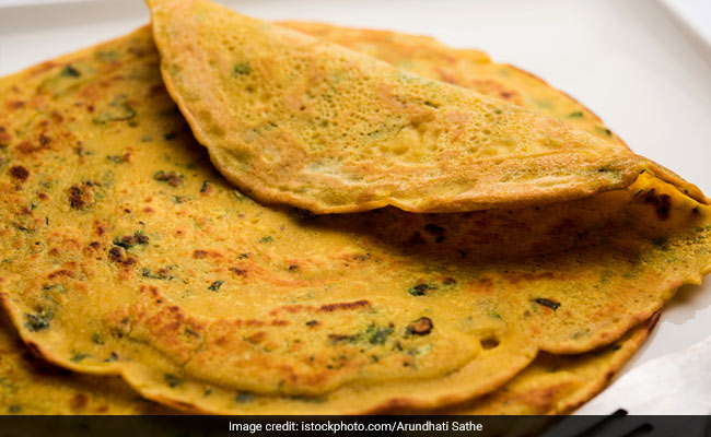 Besan Dosa: Try This Instant Dosa Recipe For A Quick Breakfast Meal (Recipe Inside)