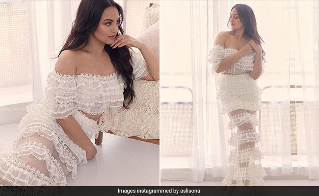 Delicate In Lace, Sonakshi Sinha&rsquo;s Look Is As Dreamy As Can Be